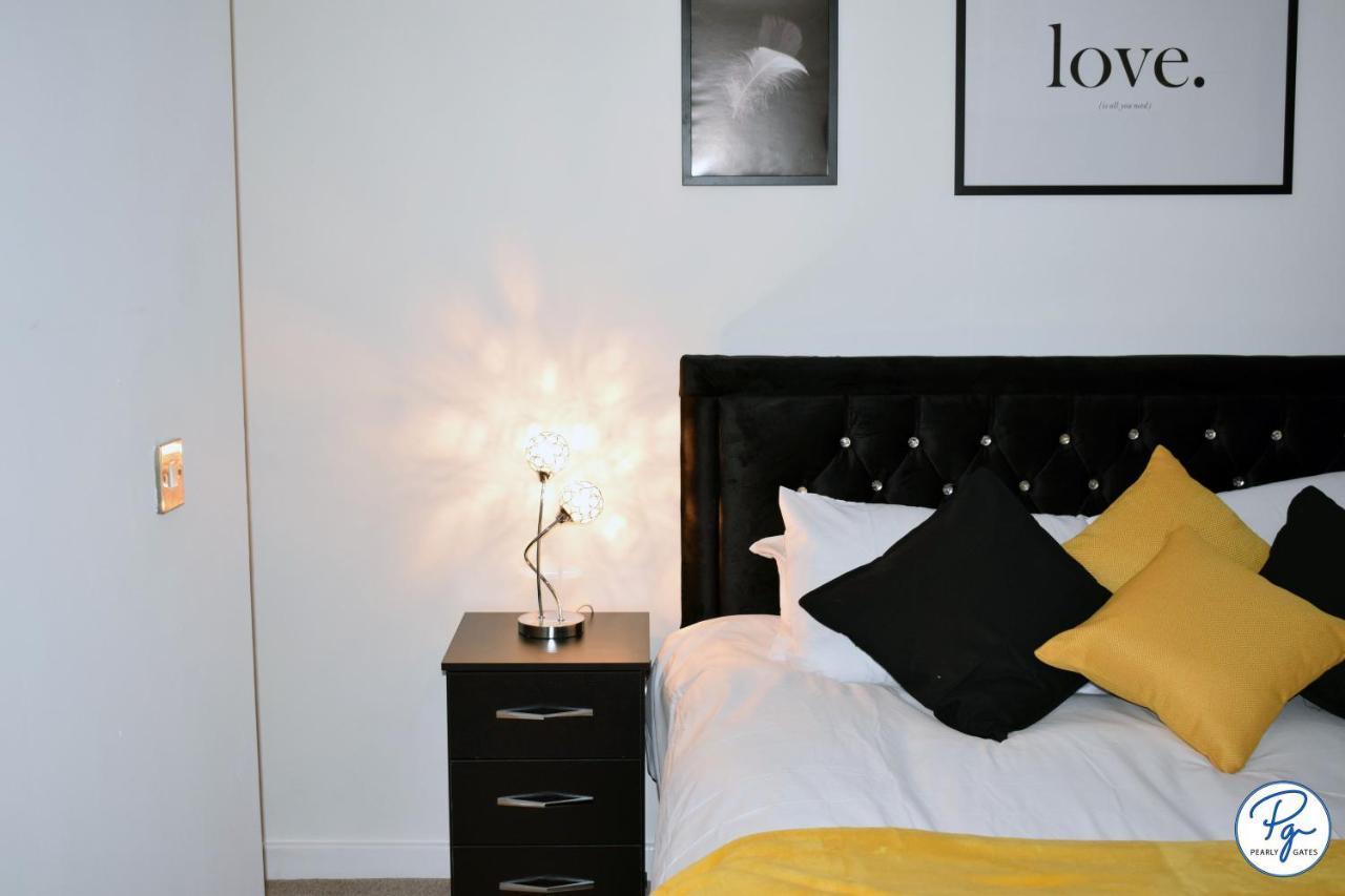 Penthouse - Amazing City Skyline Views - Balcony - Free Extra 2 Hours - Free Parking - Utilita Arena - Bullring Shopping - New St Station- Super King Size Bed Birmingham Eksteriør bilde
