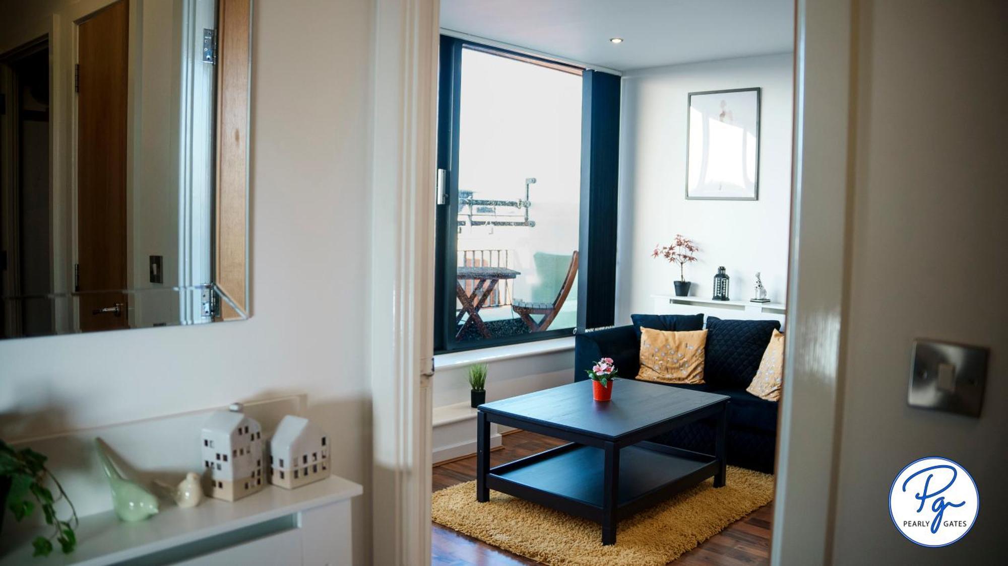 Penthouse - Amazing City Skyline Views - Balcony - Free Extra 2 Hours - Free Parking - Utilita Arena - Bullring Shopping - New St Station- Super King Size Bed Birmingham Eksteriør bilde